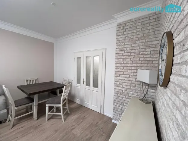 Prodej bytu 2+1, Mariánské Lázně, Anglická, 156 m2