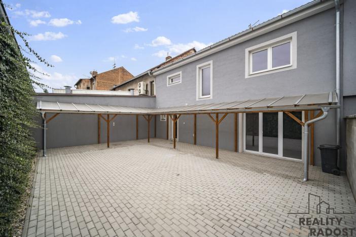 Prodej rodinného domu, Pardubice, V Ráji, 208 m2