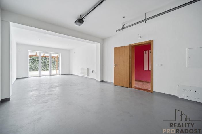 Prodej rodinného domu, Pardubice, V Ráji, 208 m2