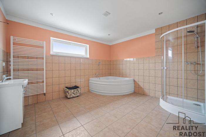 Prodej rodinného domu, Pardubice, V Ráji, 208 m2