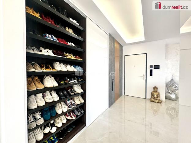 Prodej bytu 3+kk, Praha - Štěrboholy, K učilišti, 119 m2