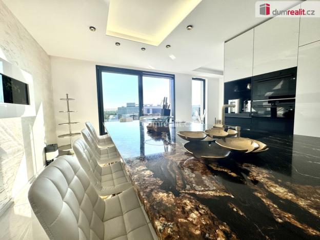 Prodej bytu 3+kk, Praha - Štěrboholy, K učilišti, 119 m2