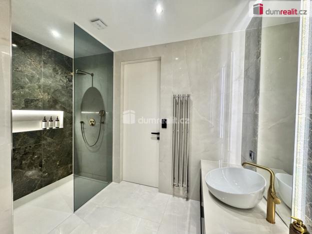 Prodej bytu 3+kk, Praha - Štěrboholy, K učilišti, 119 m2