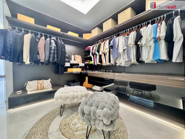 Prodej bytu 3+kk, Praha - Štěrboholy, K učilišti, 119 m2