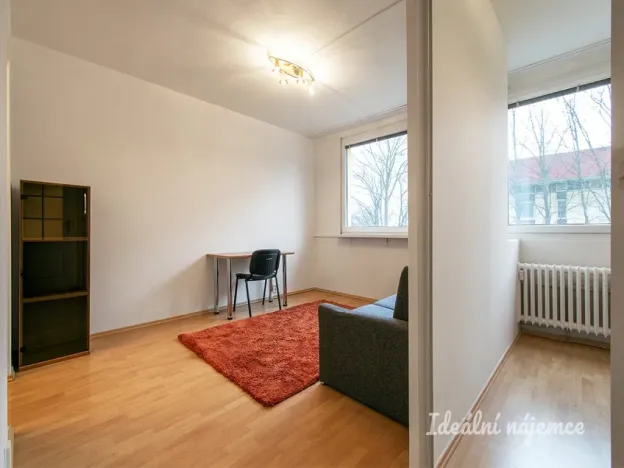 Pronájem bytu 2+kk, Praha - Bohnice, Hlivická, 35 m2