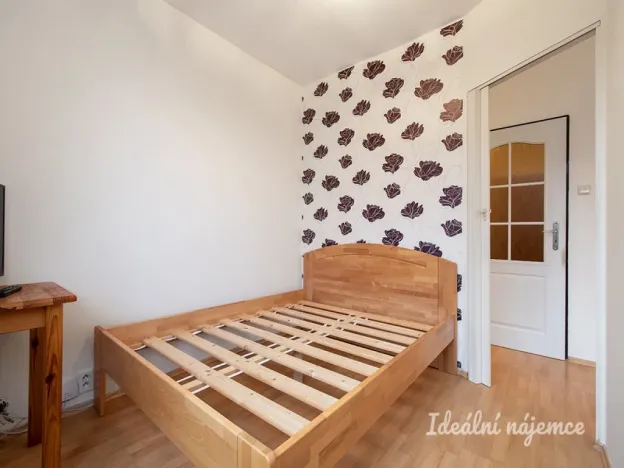 Pronájem bytu 2+kk, Praha - Bohnice, Hlivická, 35 m2