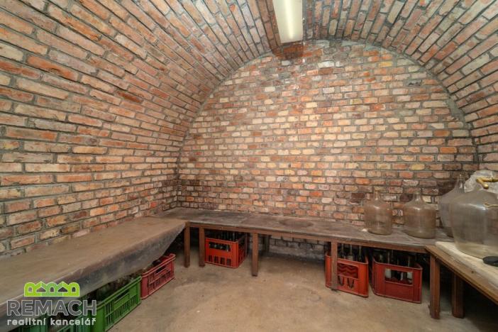 Prodej rodinného domu, Tučapy, 301 m2