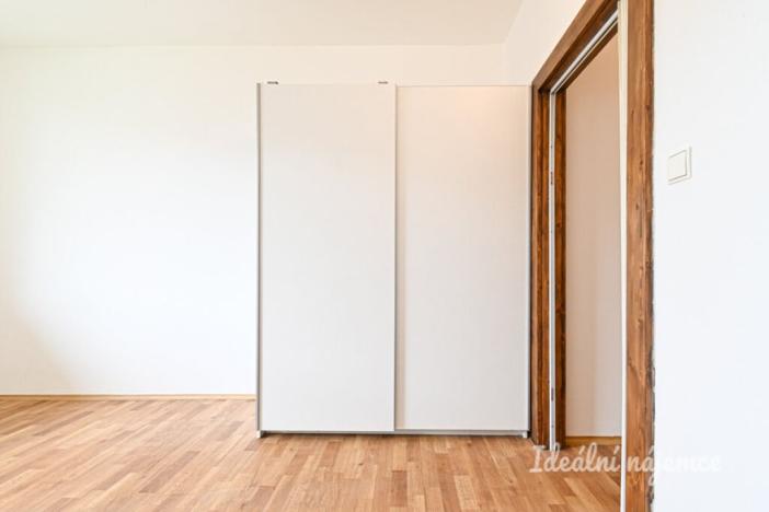Pronájem bytu 1+kk, Brno - Líšeň, Jedovnická, 20 m2