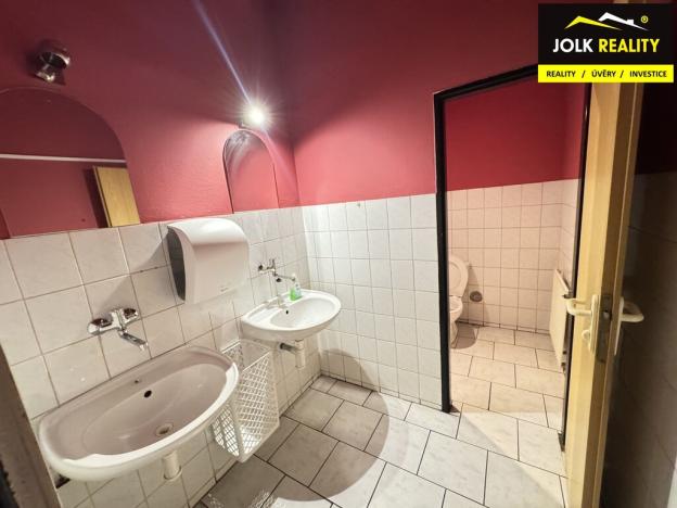 Pronájem obchodního prostoru, Opava, Horní náměstí, 86 m2