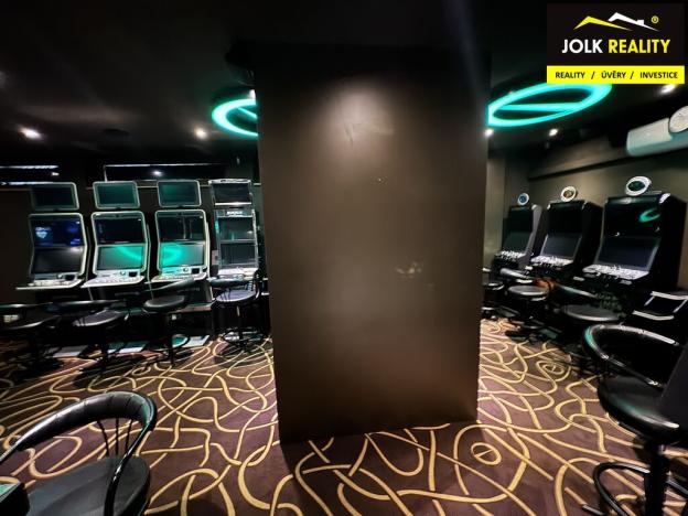 Pronájem obchodního prostoru, Opava, Horní náměstí, 86 m2