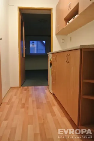 Pronájem bytu 1+kk, Hostinné, Slévárenská, 31 m2