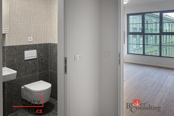 Pronájem bytu 1+kk, Brno - Zábrdovice, Bratislavská, 32 m2