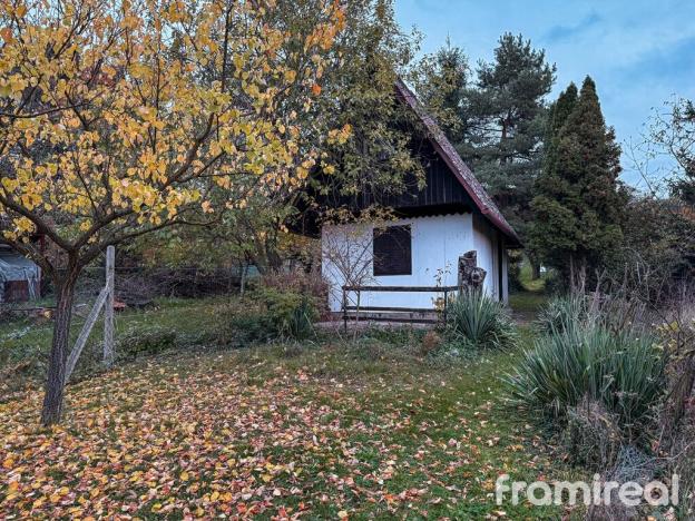 Prodej zahrady, Brno, Kaštanová, 1403 m2