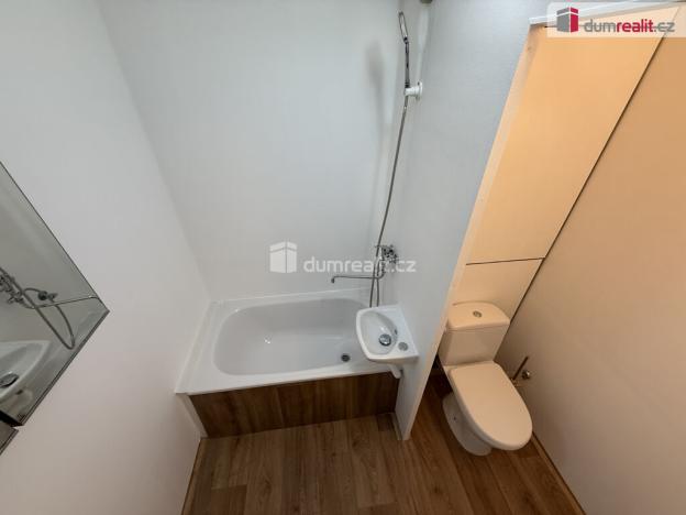 Pronájem bytu 1+1, Jirkov, Na Borku, 40 m2