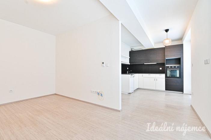 Pronájem bytu 1+kk, Blansko, Nad Čertovkou, 35 m2