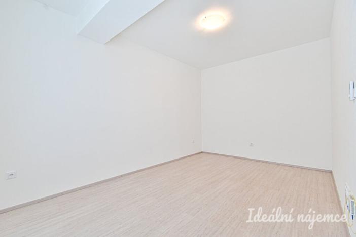 Pronájem bytu 1+kk, Blansko, Nad Čertovkou, 35 m2