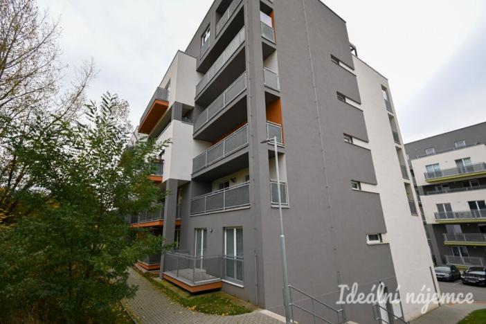 Pronájem bytu 1+kk, Blansko, Nad Čertovkou, 35 m2