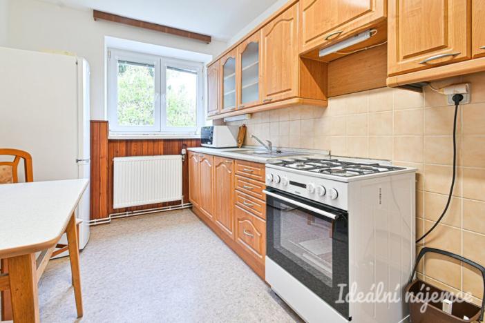 Pronájem bytu 2+1, Kuřim, nám. Osvobození, 58 m2