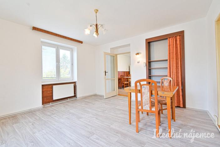 Pronájem bytu 2+1, Kuřim, nám. Osvobození, 58 m2