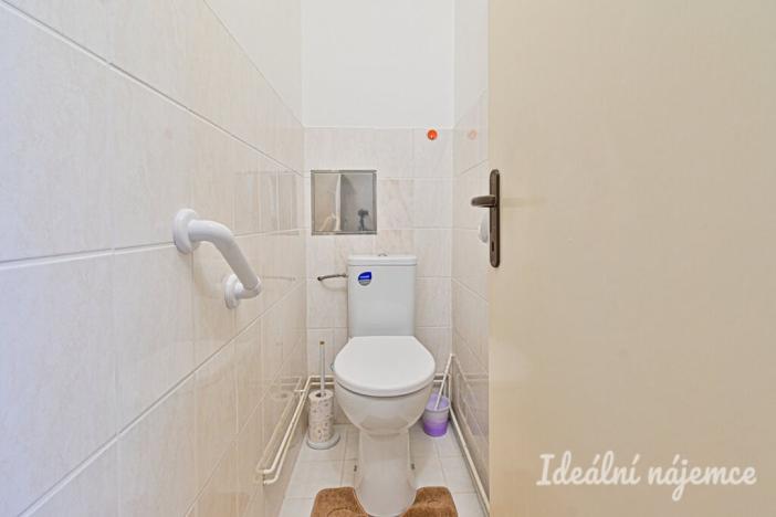 Pronájem bytu 2+1, Kuřim, nám. Osvobození, 58 m2