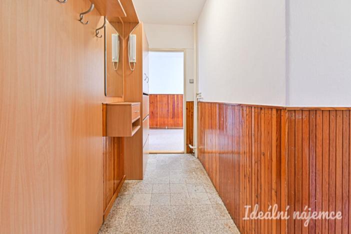 Pronájem bytu 2+1, Kuřim, nám. Osvobození, 58 m2