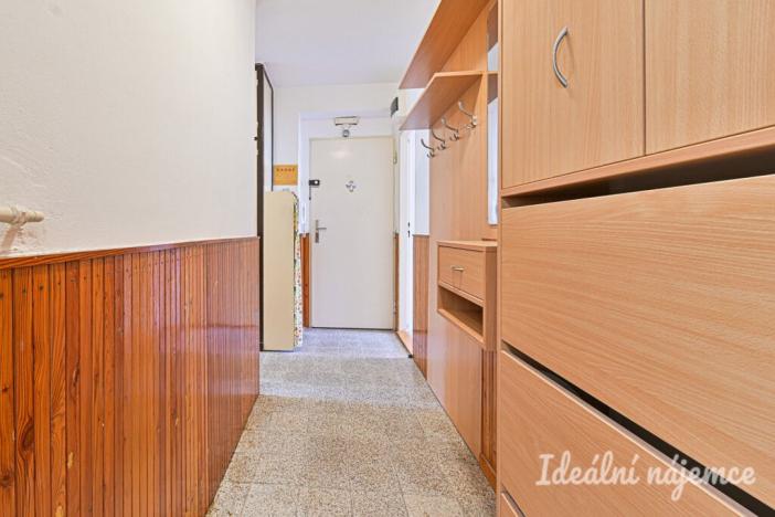 Pronájem bytu 2+1, Kuřim, nám. Osvobození, 58 m2