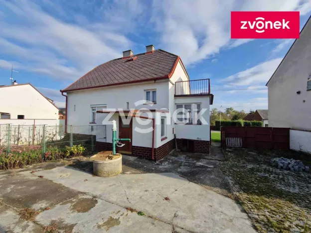 Prodej rodinného domu, Břestek, 360 m2