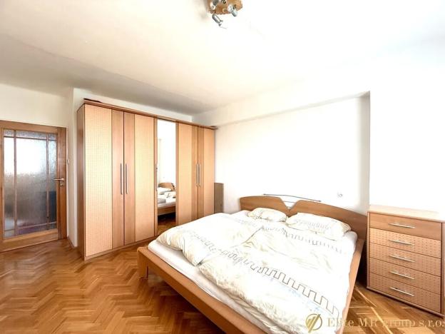 Pronájem bytu 3+1, Nymburk, Dědinova, 68 m2