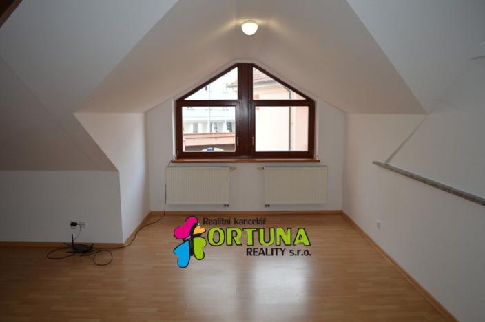 Pronájem bytu 2+1, České Budějovice - České Budějovice 3, Pražská tř., 70 m2