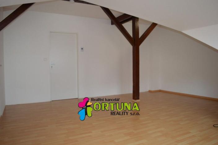 Pronájem bytu 2+1, České Budějovice - České Budějovice 3, Pražská tř., 70 m2