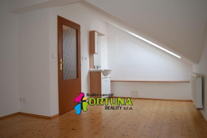 Pronájem bytu 2+1, České Budějovice - České Budějovice 3, Pražská tř., 70 m2