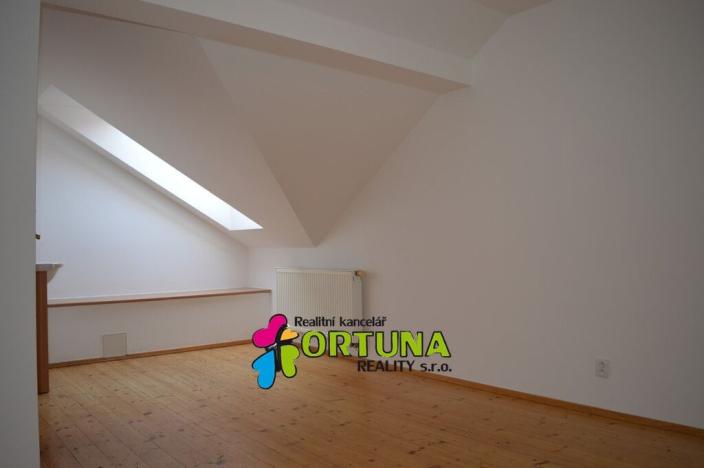 Pronájem bytu 2+1, České Budějovice - České Budějovice 3, Pražská tř., 70 m2