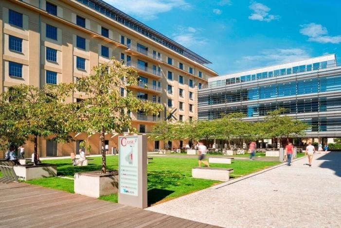 Pronájem kanceláře, Praha - Holešovice, Jankovcova, 241 m2