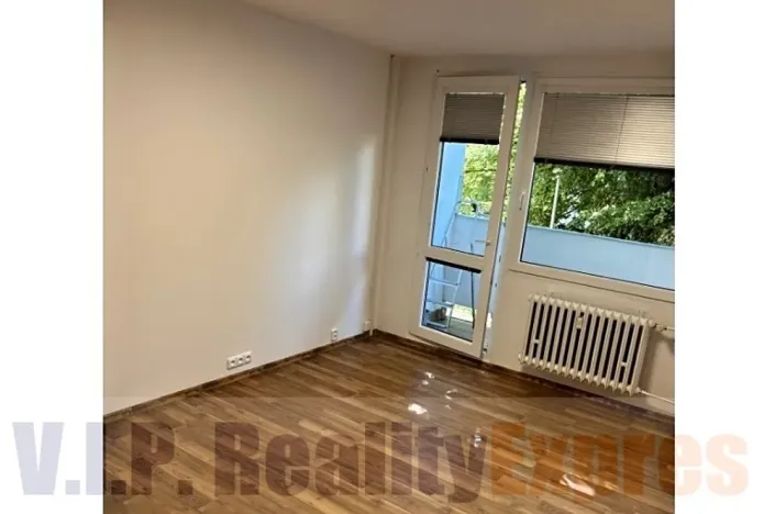 Prodej bytu 2+kk, Praha - Prosek, Jablonecká, 49 m2