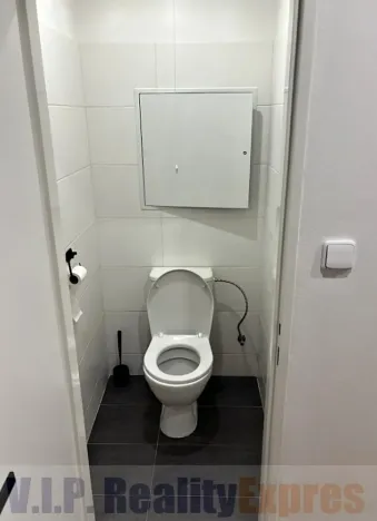 Prodej bytu 2+kk, Praha - Prosek, Jablonecká, 49 m2