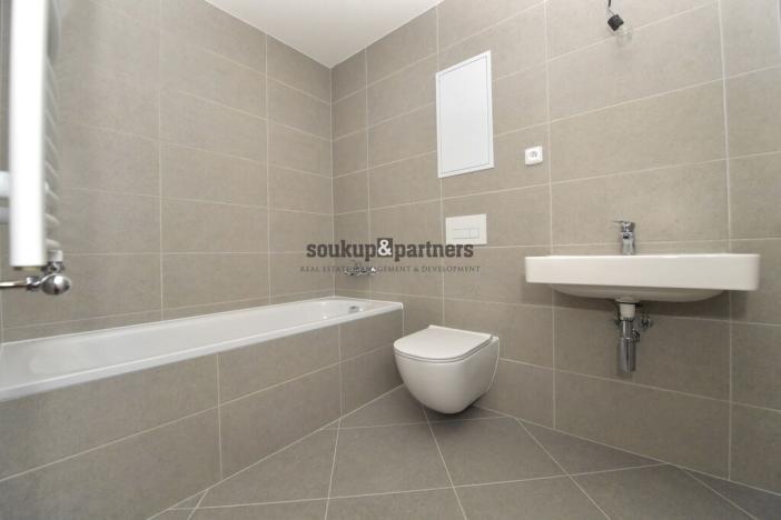 Prodej bytu 2+kk, Praha - Prosek, Čakovická, 52 m2