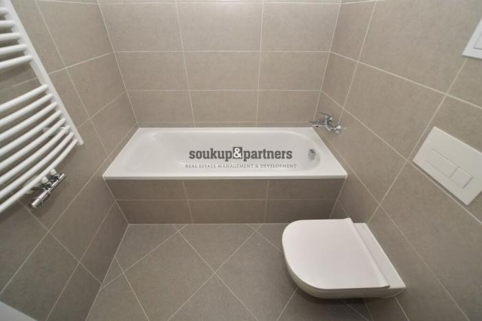 Prodej bytu 2+kk, Praha - Prosek, Čakovická, 52 m2