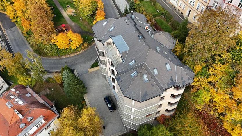 Prodej bytu 4+1, Karlovy Vary, Tylova, 182 m2