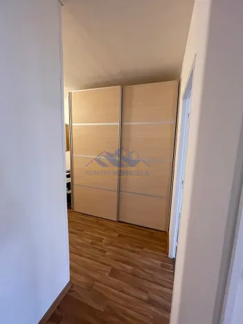 Pronájem bytu 2+kk, Komárov, Mládežnická, 56 m2