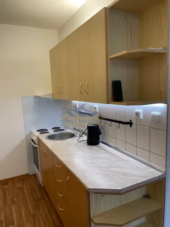 Pronájem bytu 2+kk, Komárov, Mládežnická, 56 m2