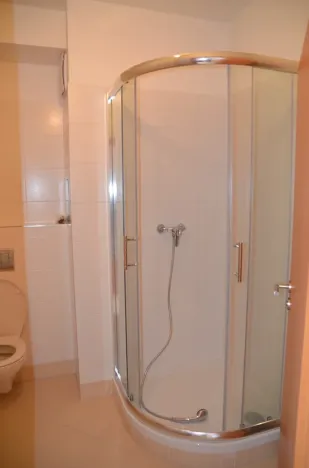 Pronájem bytu 1+kk, Praha - Kamýk, Freiwaldova, 40 m2