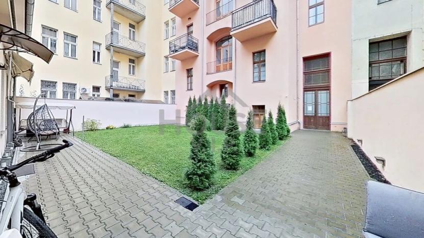 Prodej bytu 2+kk, Praha - Nové Město, Legerova, 55 m2