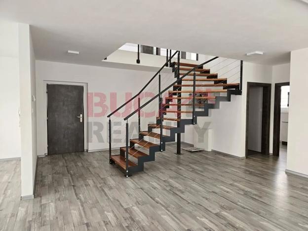 Pronájem kanceláře, Litvínovice, 148 m2