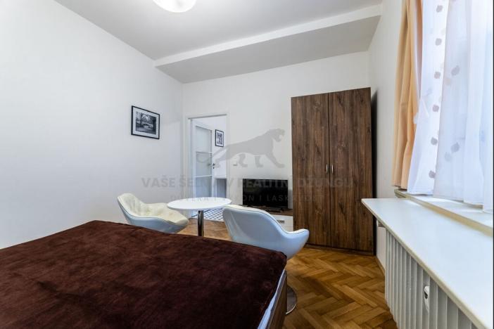 Pronájem bytu 1+kk, Praha - Staré Město, Revoluční, 37 m2