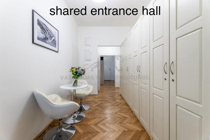 Pronájem bytu 1+kk, Praha - Staré Město, Revoluční, 37 m2