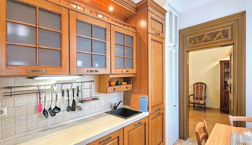 Prodej bytu 3+1, Praha - Malá Strana, Petřínská, 102 m2