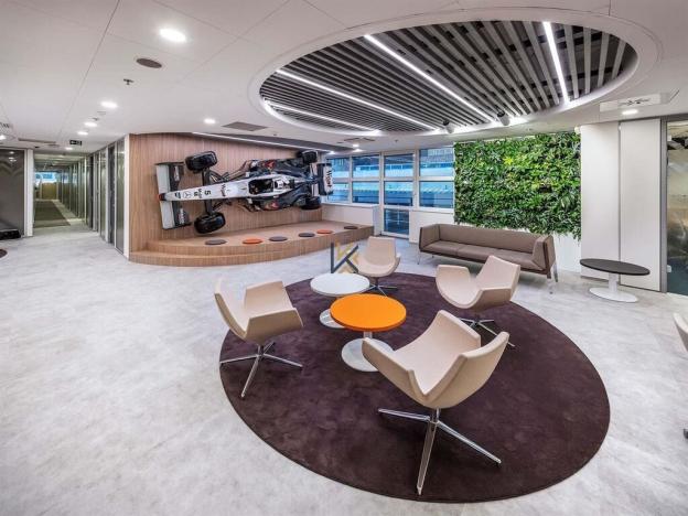 Pronájem kanceláře, Praha, Radlická, 1323 m2