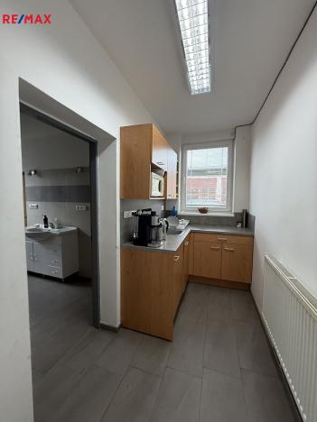 Pronájem komerčního pozemku, Opava, 1650 m2