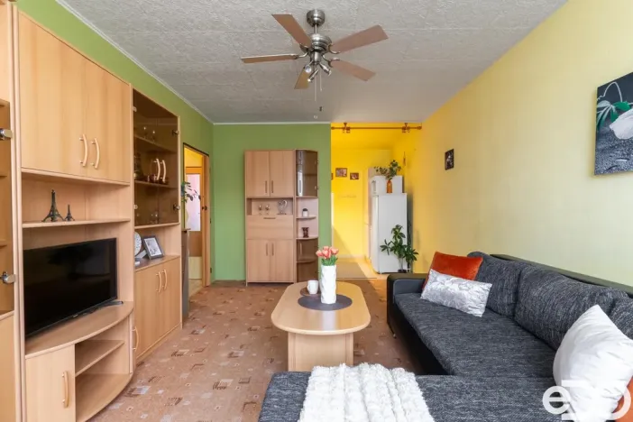 Prodej bytu 2+kk, Kladno, Vít. Nezvala, 44 m2