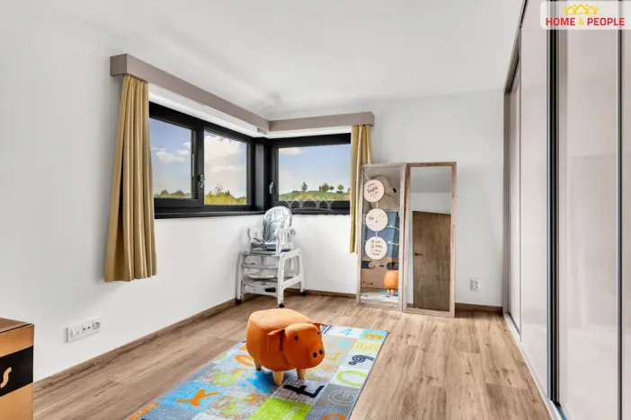 Prodej bytu 4+kk, Praha - Koloděje, Podzámecká, 125 m2